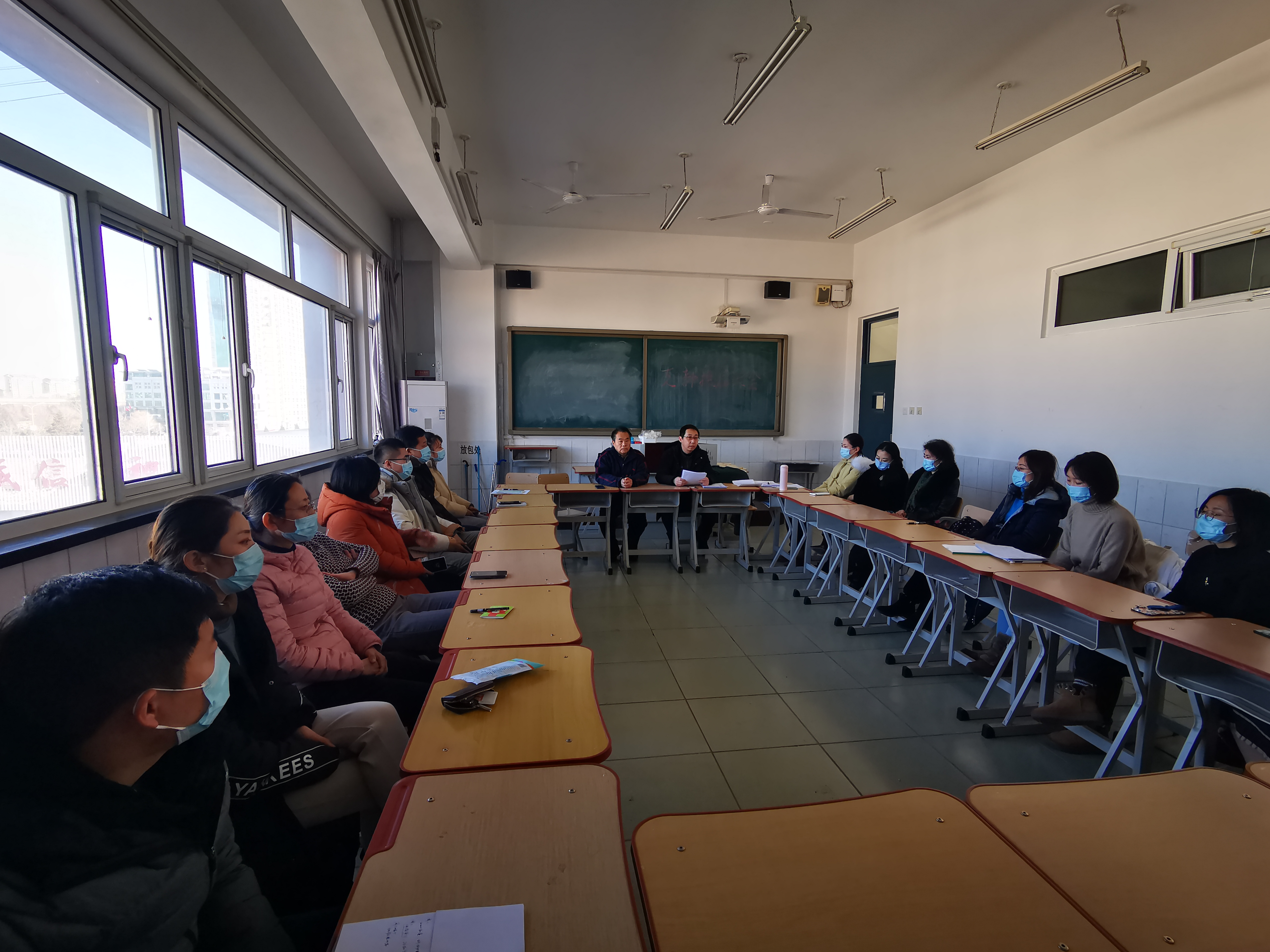 jk黑色丝袜美女被网站