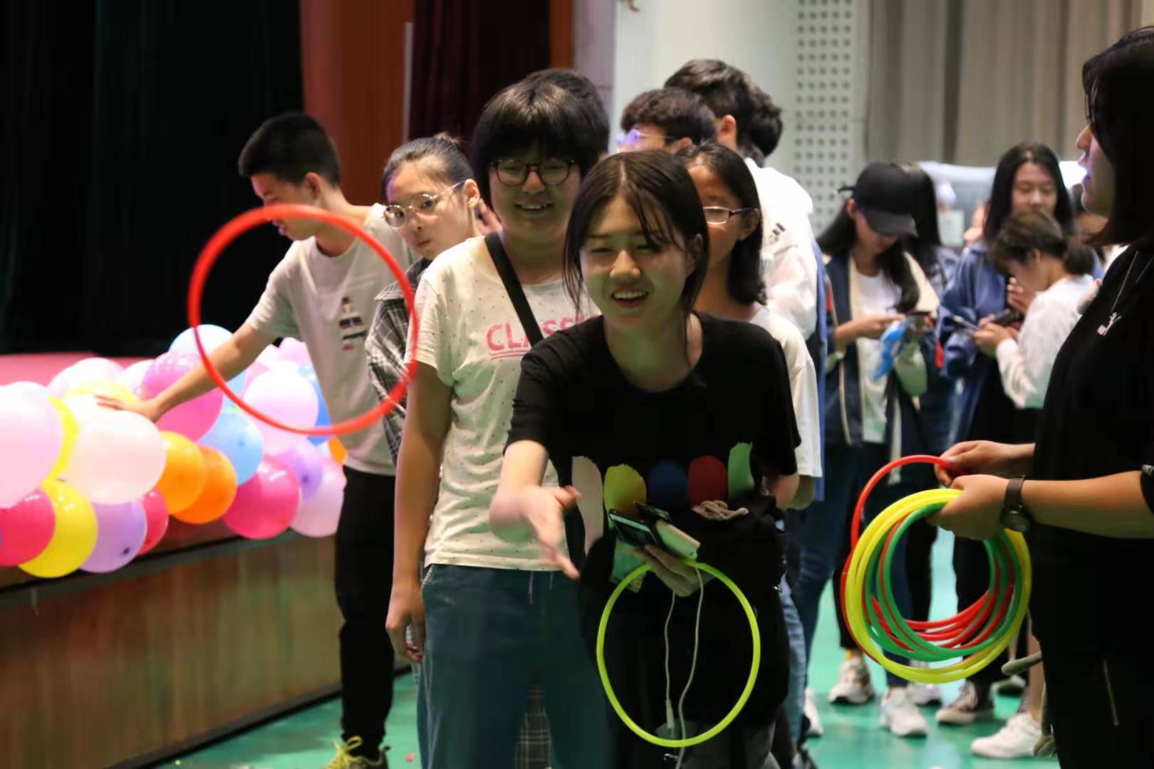 jk黑色丝袜美女被网站