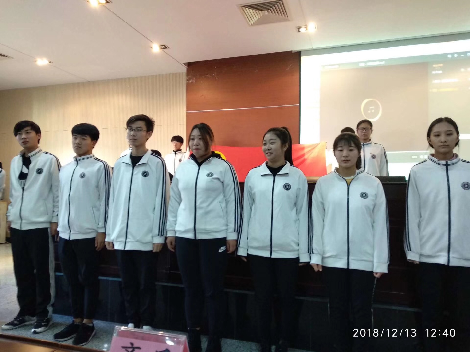 jk黑色丝袜美女被网站