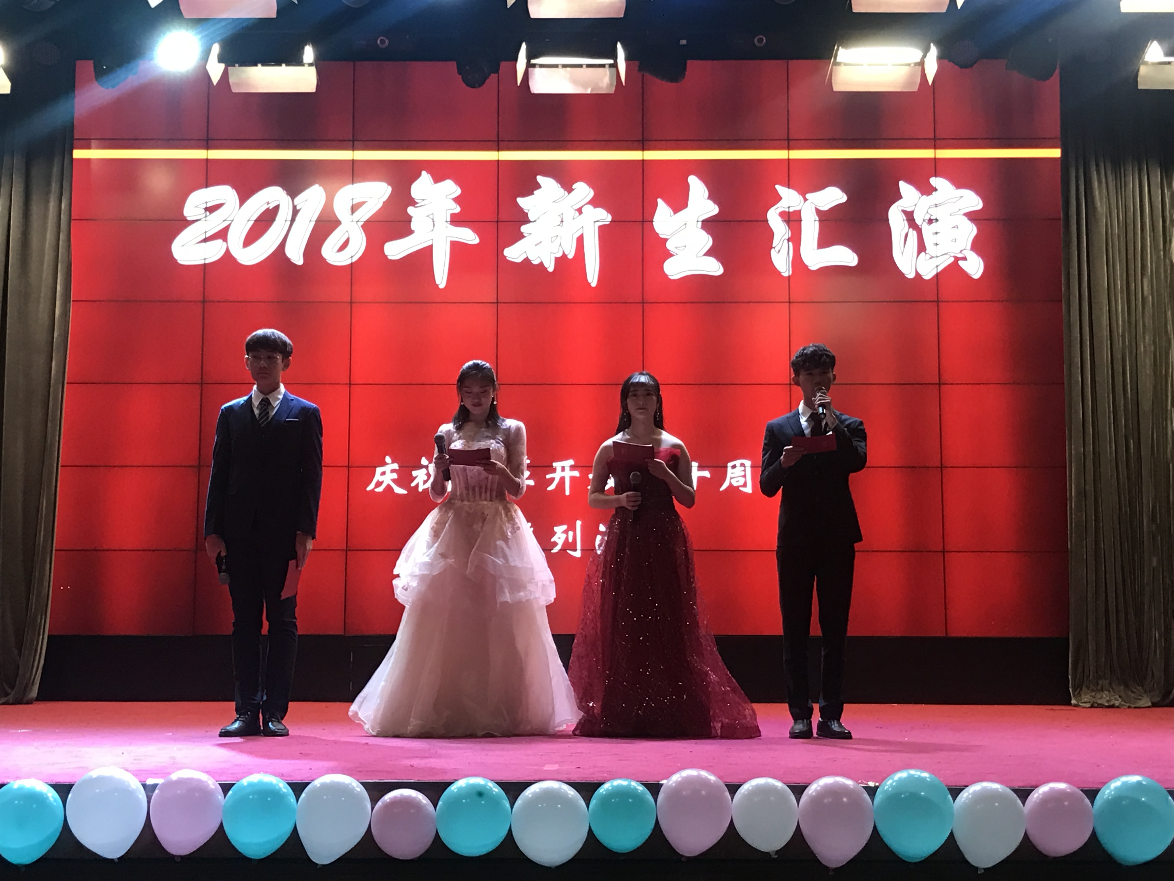 jk黑色丝袜美女被网站