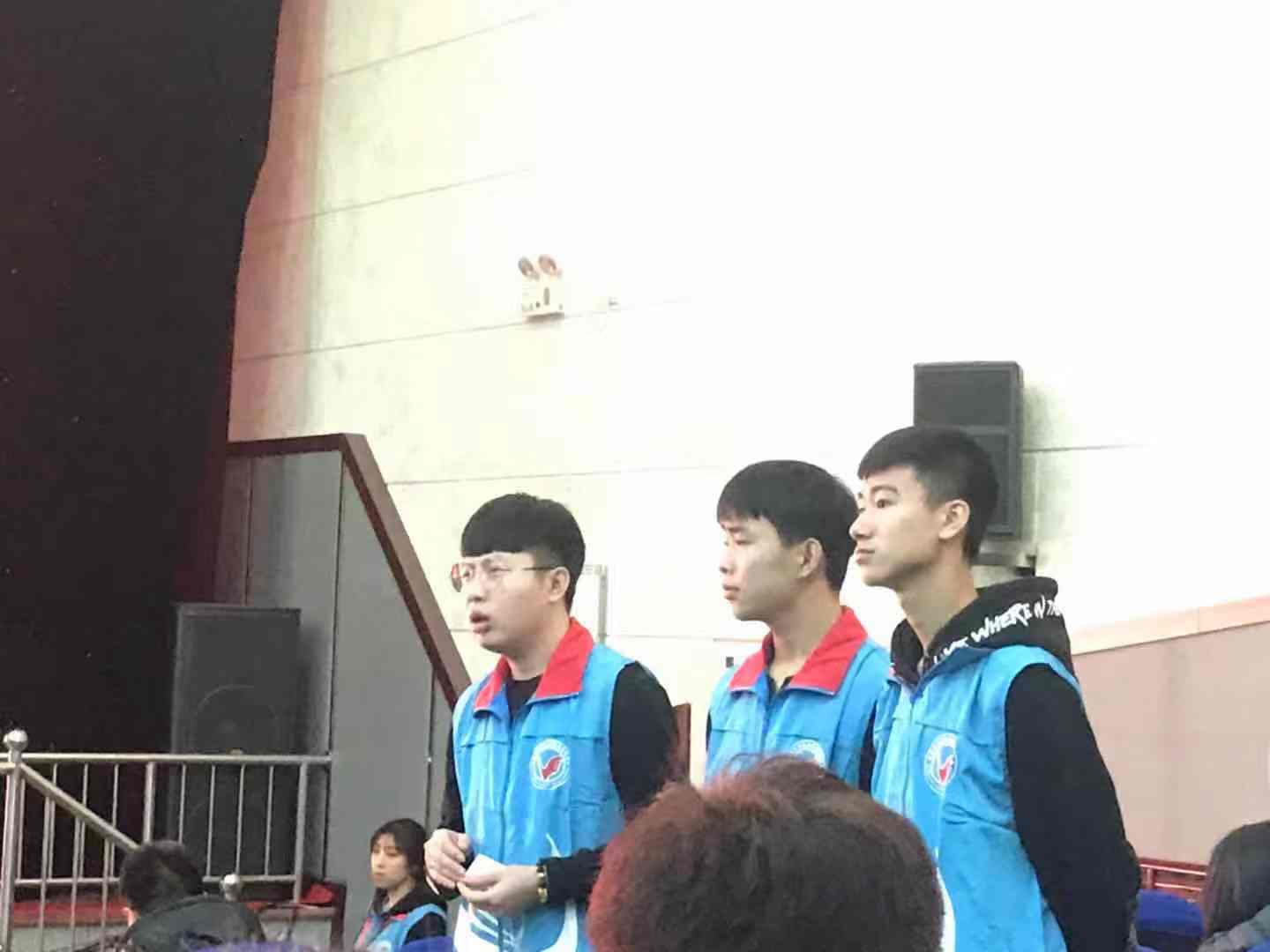 jk黑色丝袜美女被网站