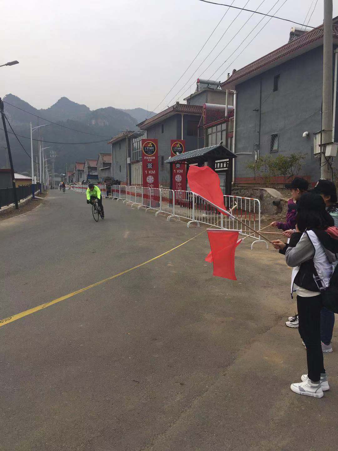 jk黑色丝袜美女被网站