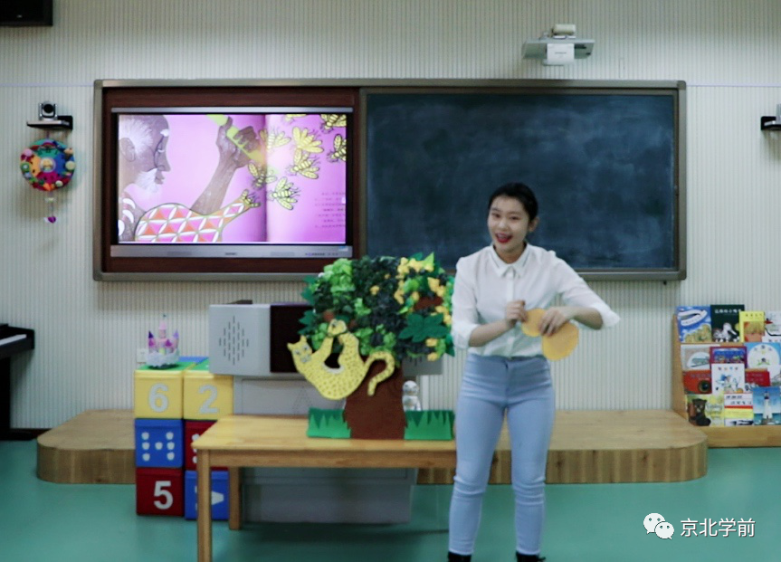 jk黑色丝袜美女被网站