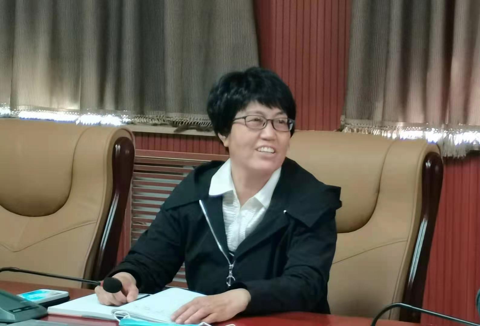 jk黑色丝袜美女被网站