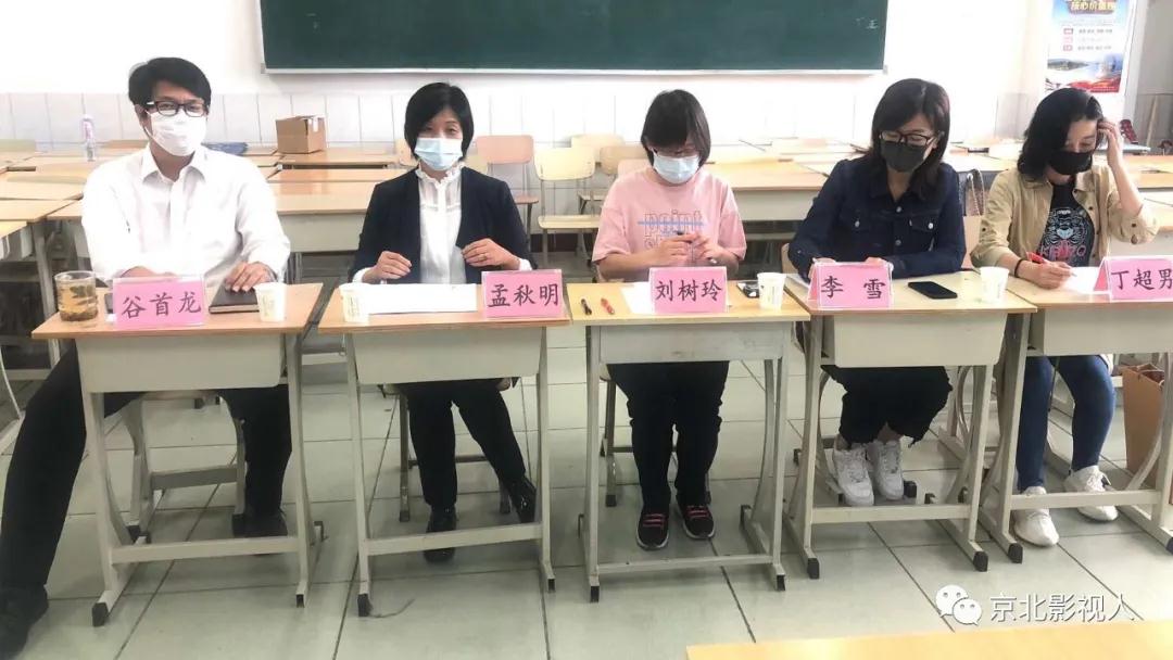 jk黑色丝袜美女被网站
