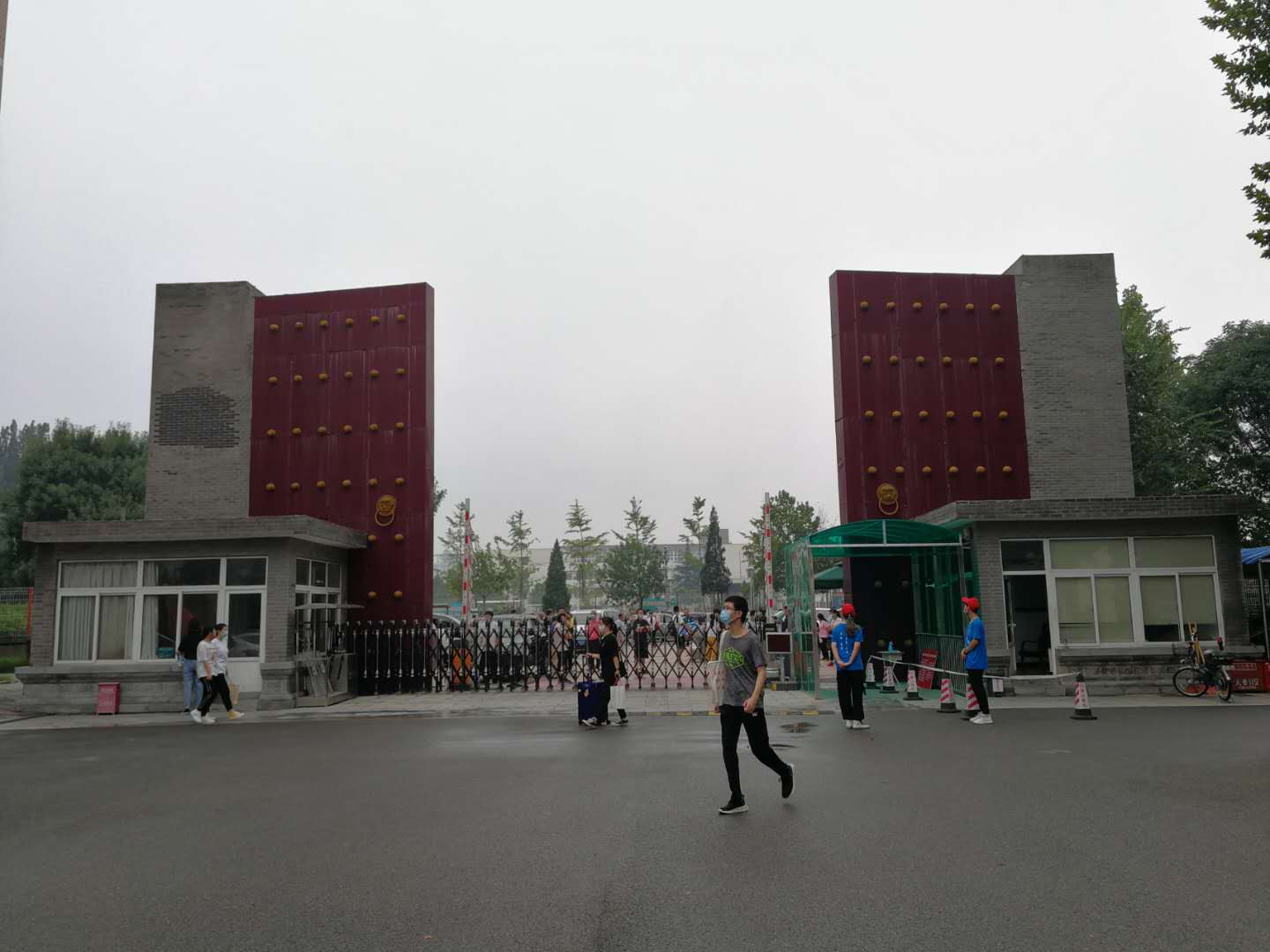 jk黑色丝袜美女被网站