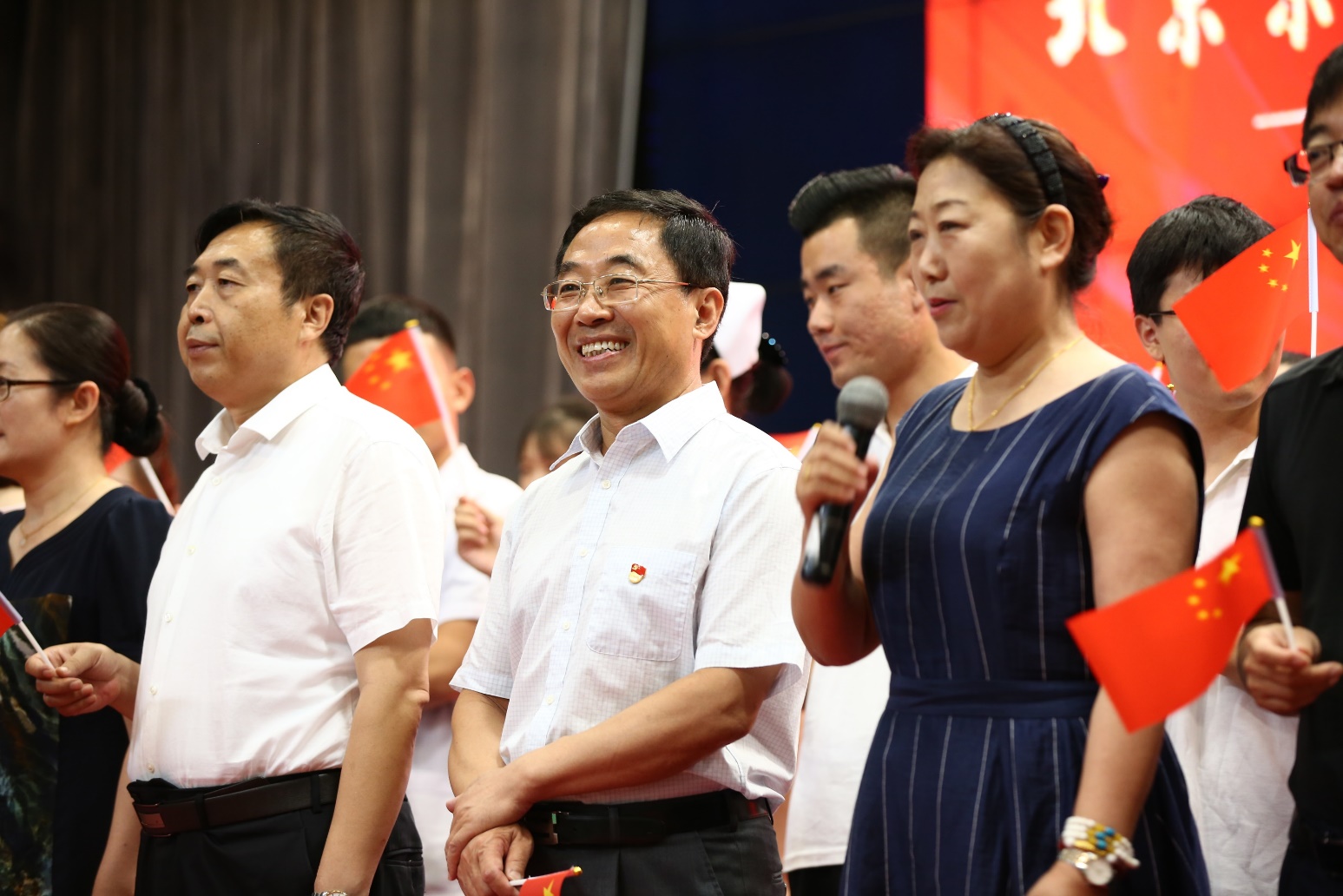jk黑色丝袜美女被网站