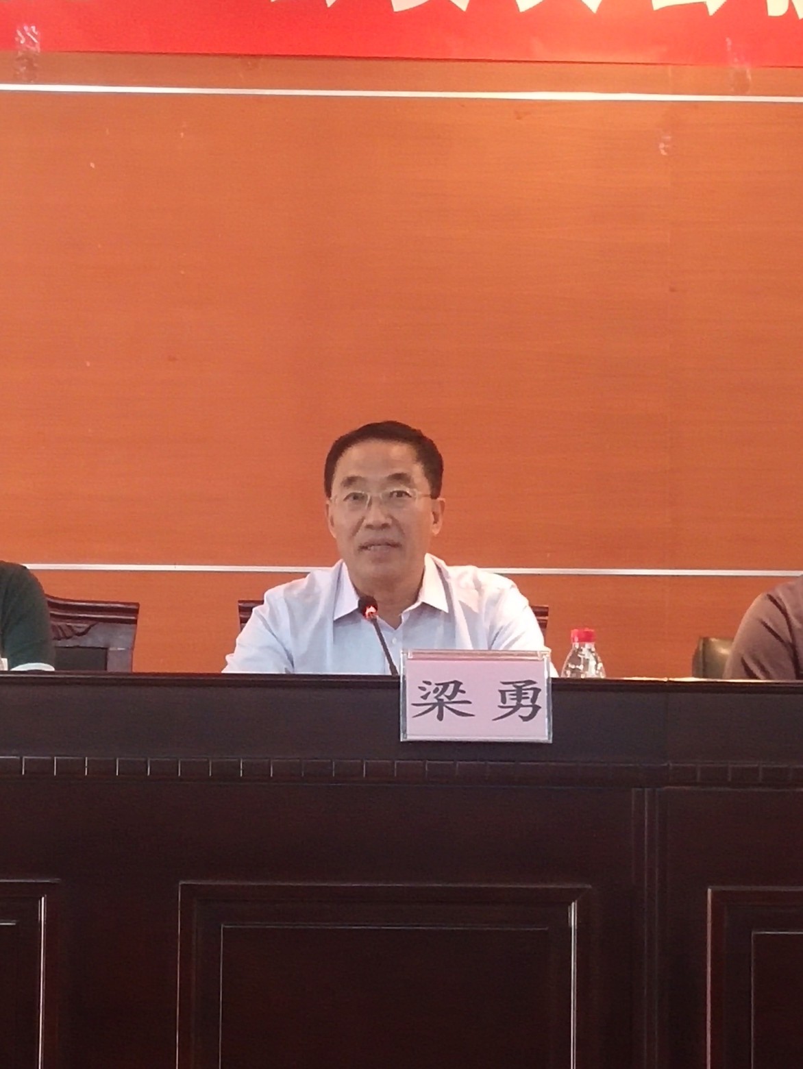 jk黑色丝袜美女被网站