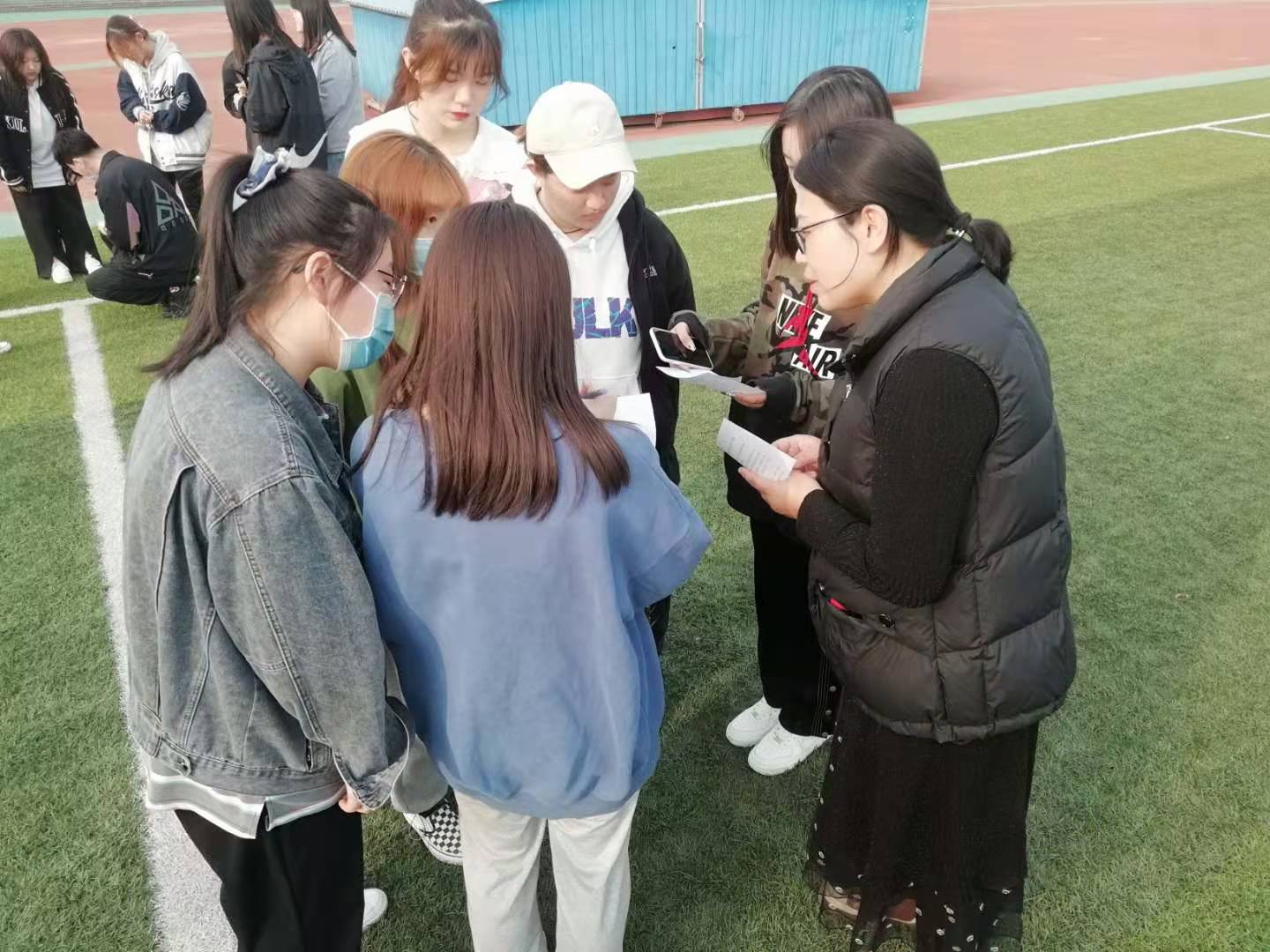 jk黑色丝袜美女被网站