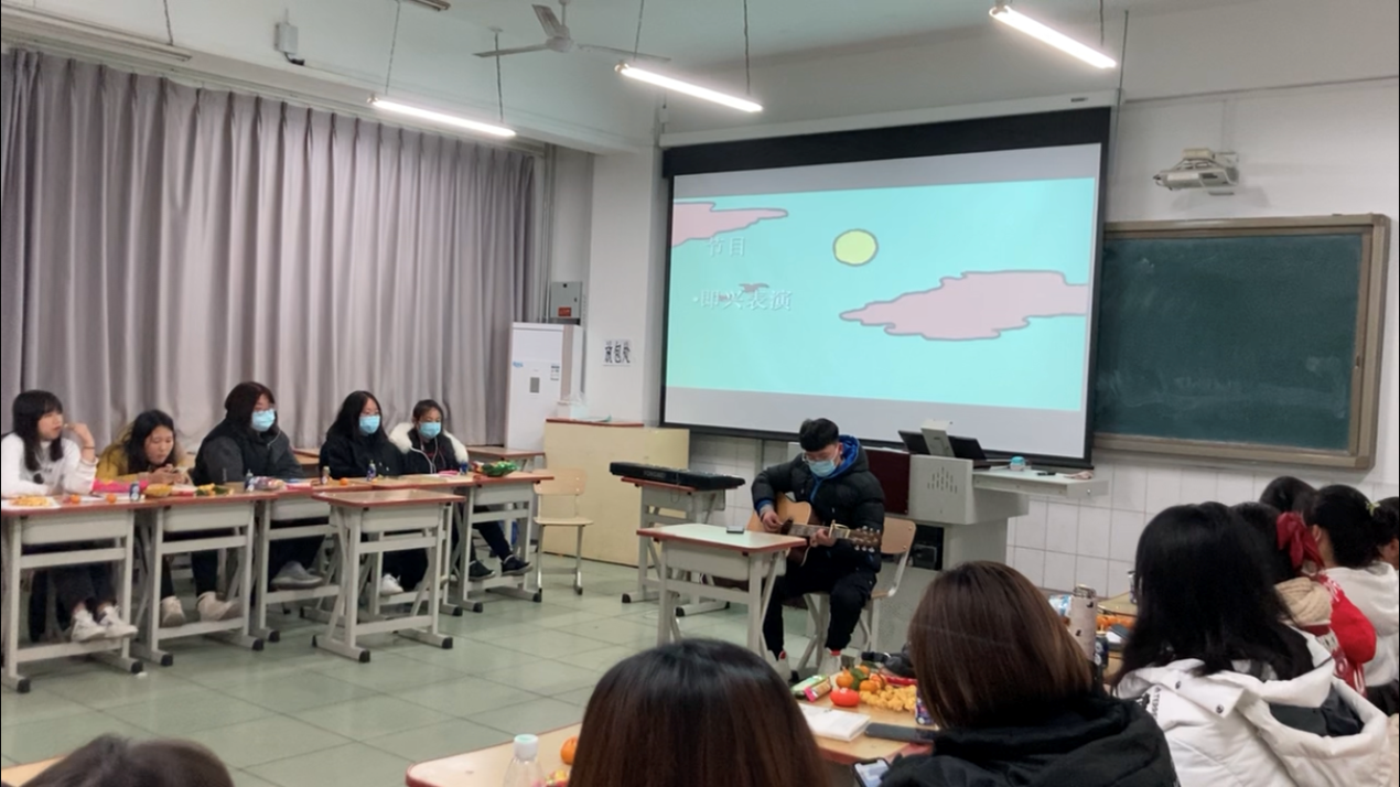 jk黑色丝袜美女被网站