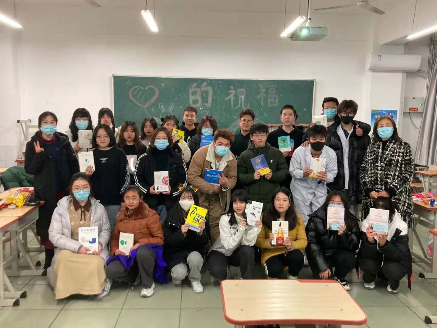 jk黑色丝袜美女被网站
