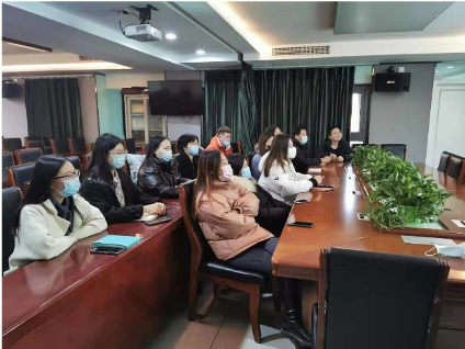 jk黑色丝袜美女被网站
