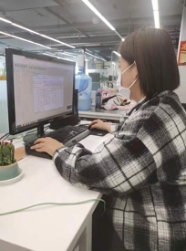jk黑色丝袜美女被网站