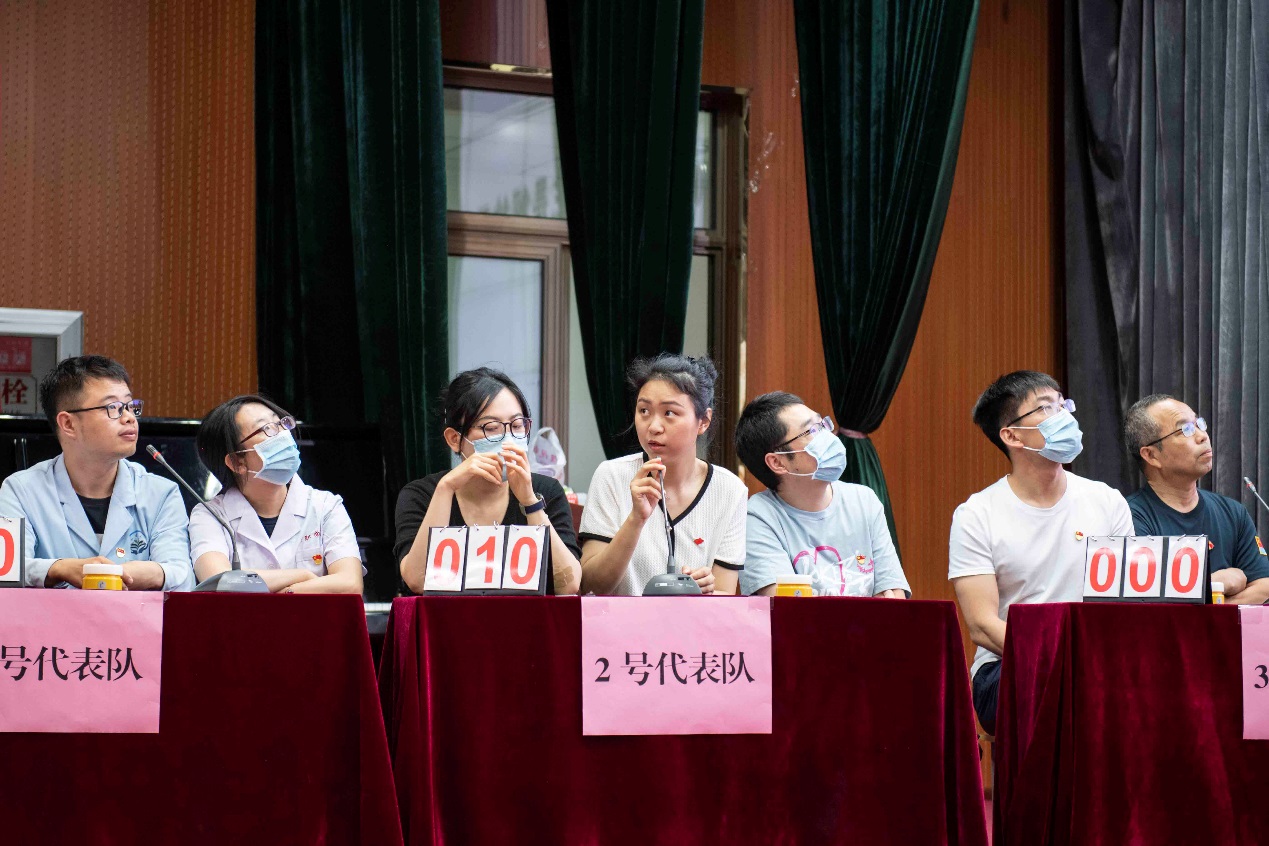 jk黑色丝袜美女被网站