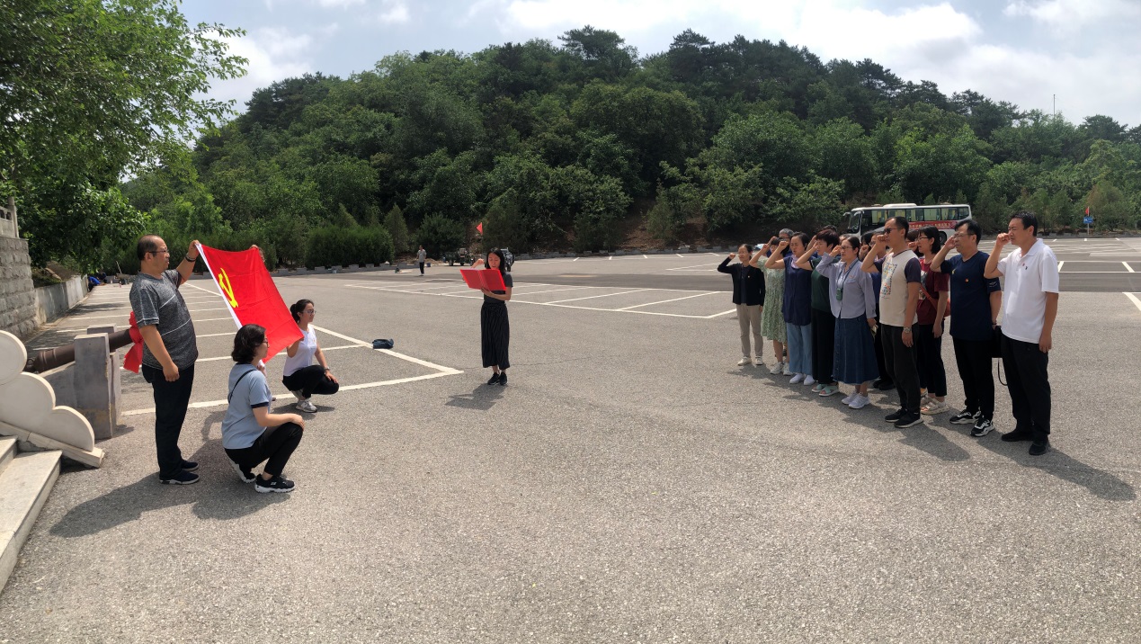 jk黑色丝袜美女被网站