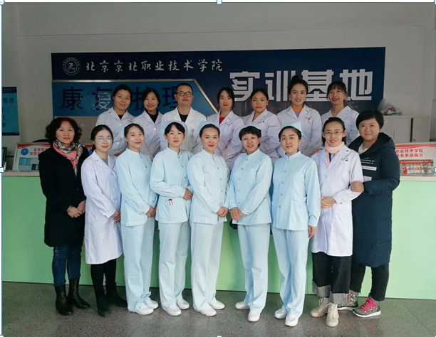 jk黑色丝袜美女被网站