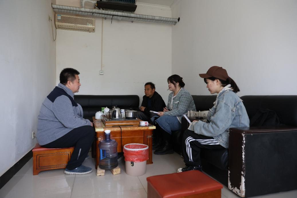 jk黑色丝袜美女被网站