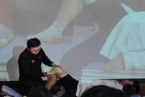 jk黑色丝袜美女被网站