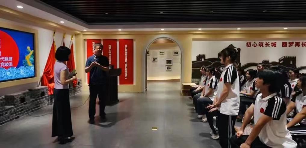 jk黑色丝袜美女被网站