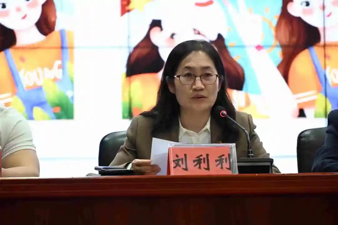 jk黑色丝袜美女被网站