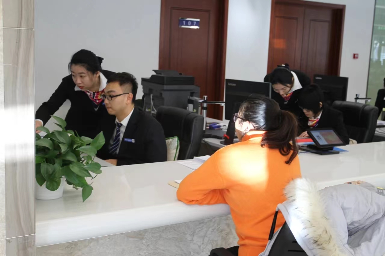 jk黑色丝袜美女被网站