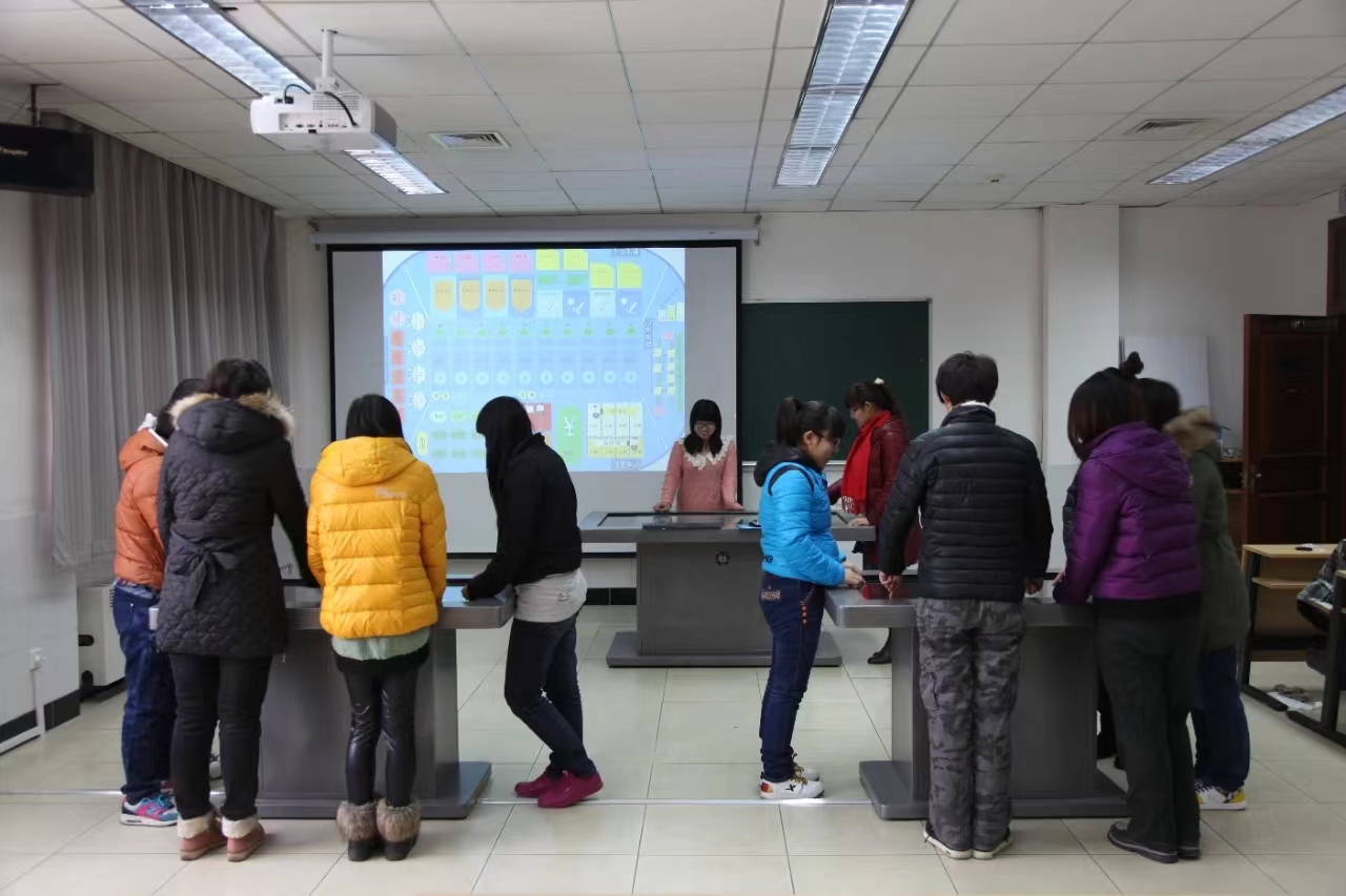 jk黑色丝袜美女被网站