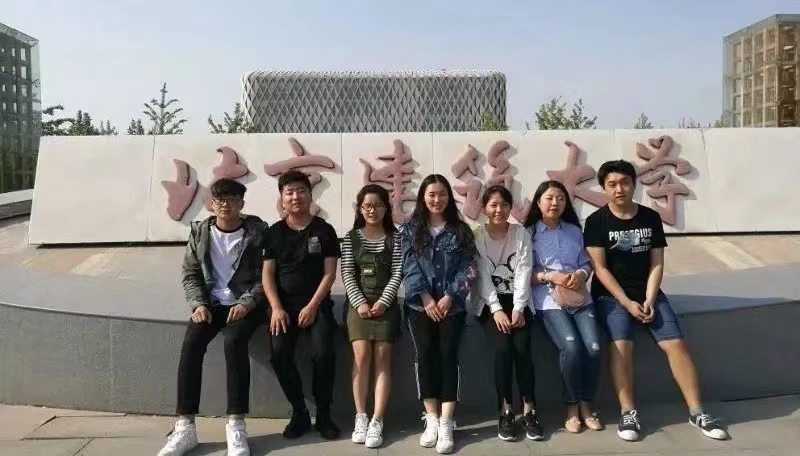 jk黑色丝袜美女被网站