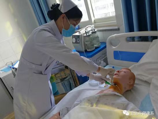 jk黑色丝袜美女被网站
