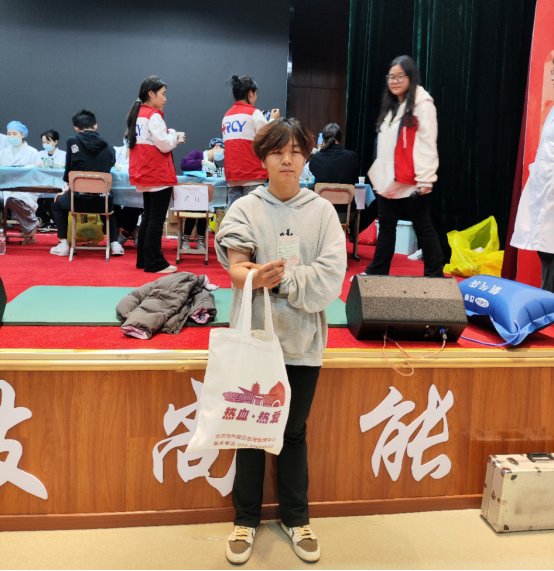 jk黑色丝袜美女被网站