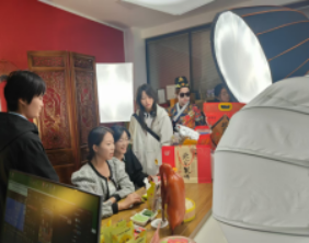 jk黑色丝袜美女被网站
