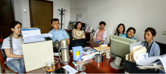 jk黑色丝袜美女被网站