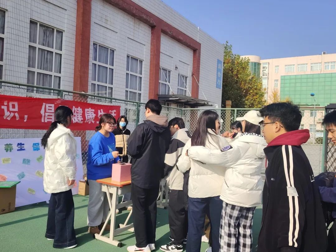 jk黑色丝袜美女被网站