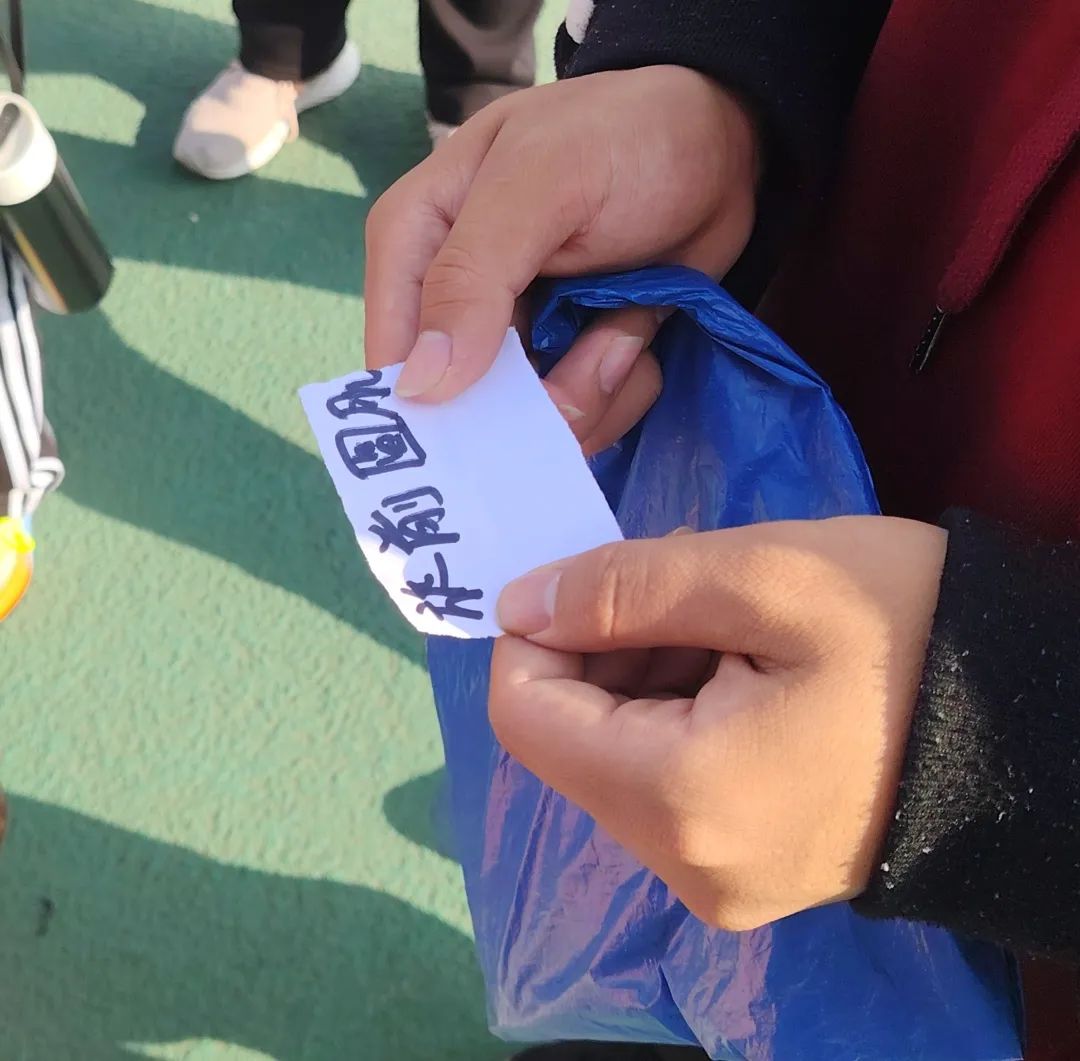 jk黑色丝袜美女被网站