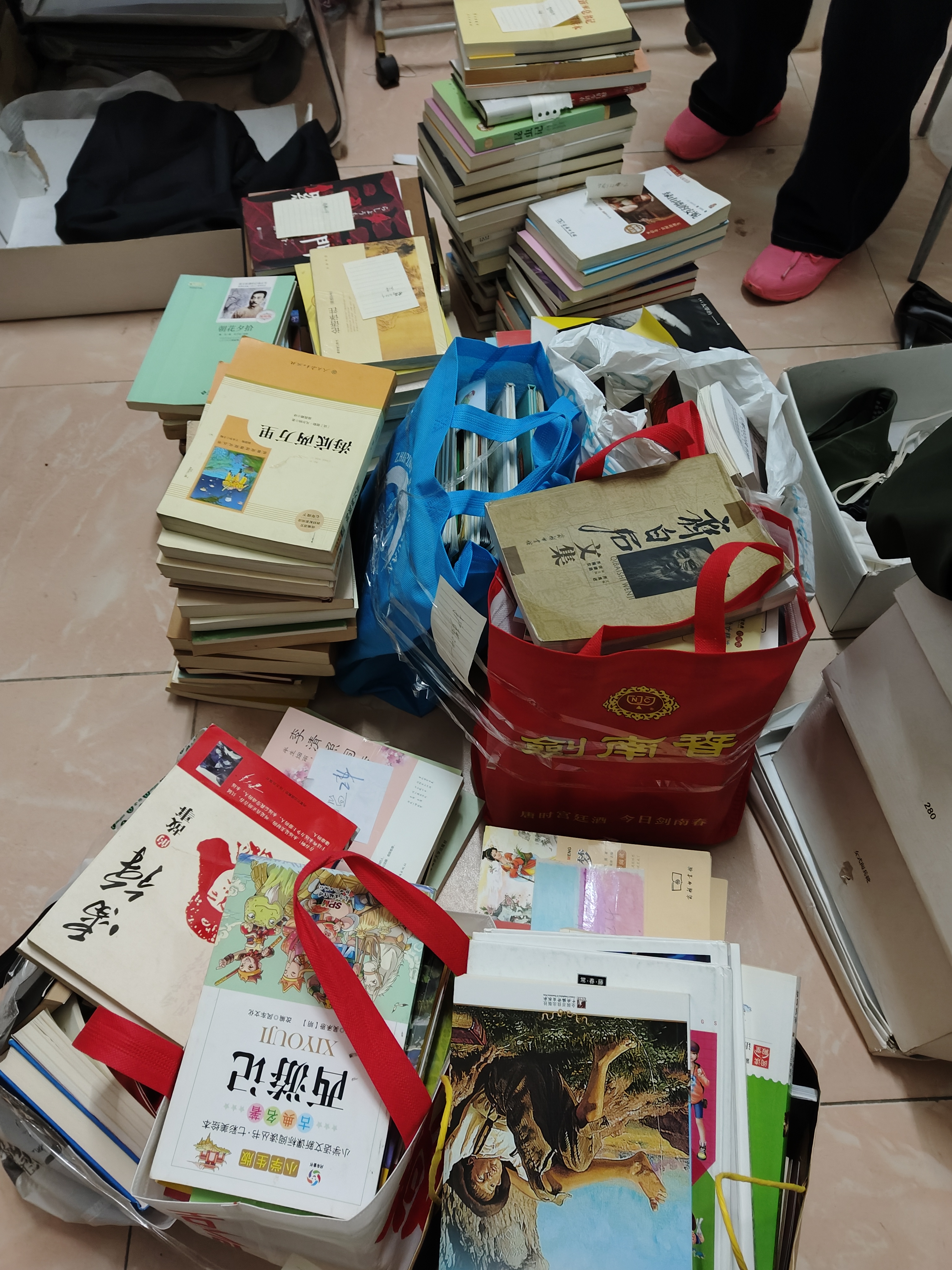 jk黑色丝袜美女被网站