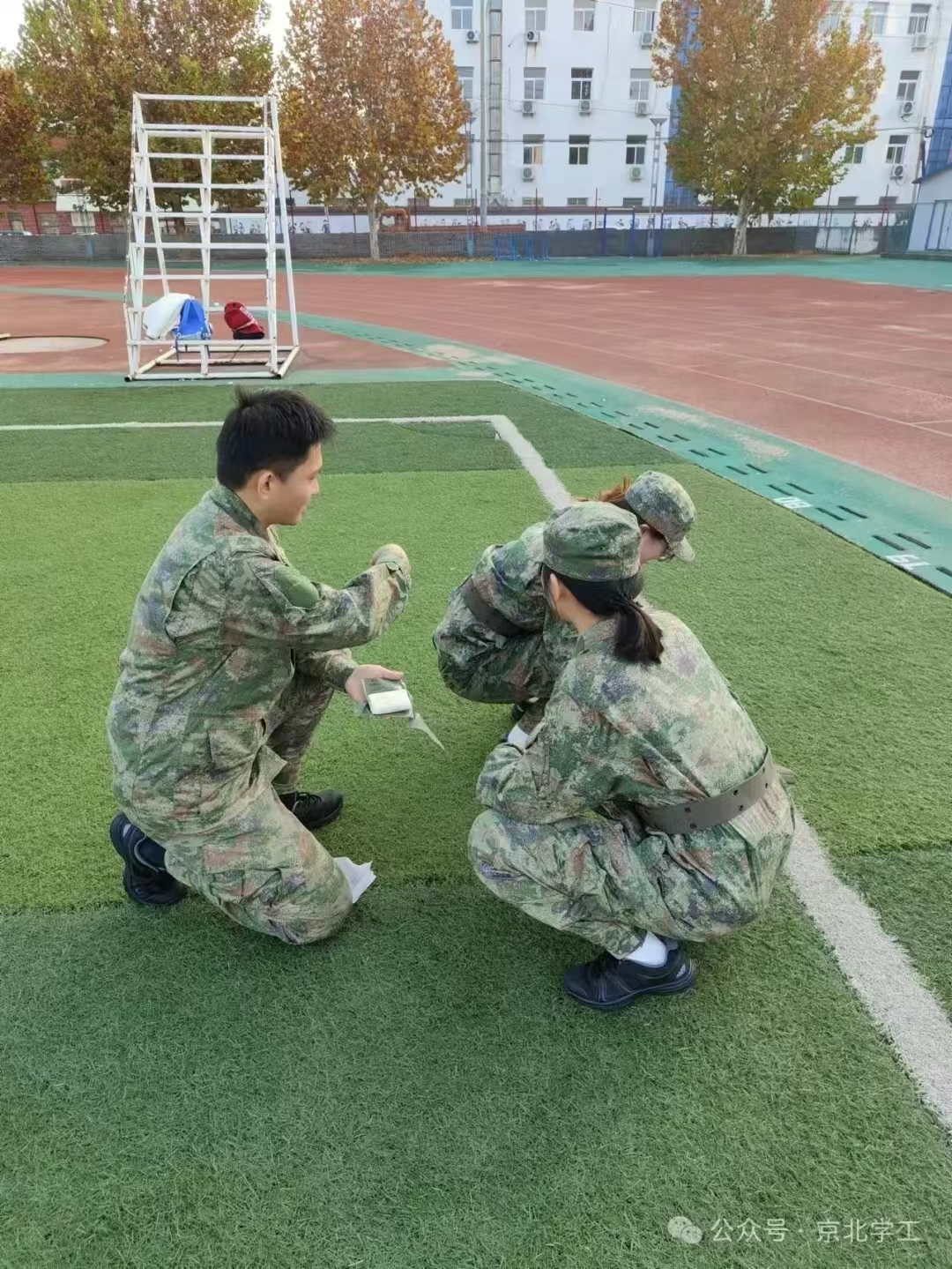 jk黑色丝袜美女被网站