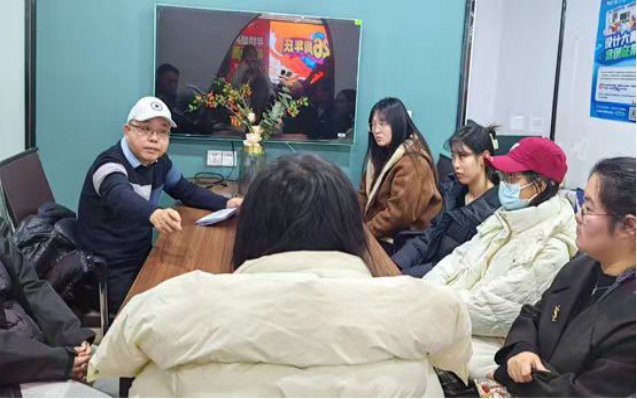 jk黑色丝袜美女被网站