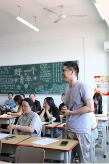 jk黑色丝袜美女被网站