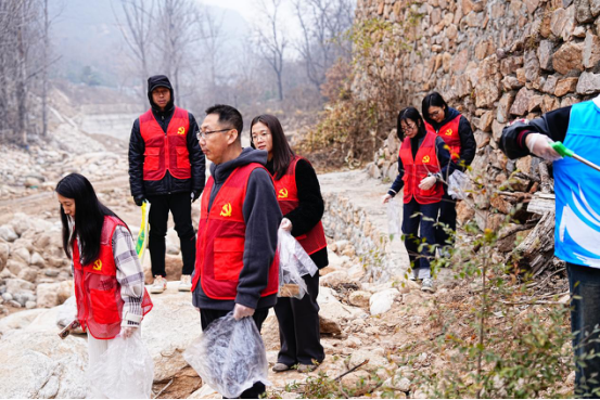 jk黑色丝袜美女被网站